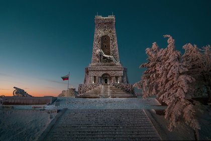 Поздравление от посланик Валентин Порязов по случай Националния празник на България